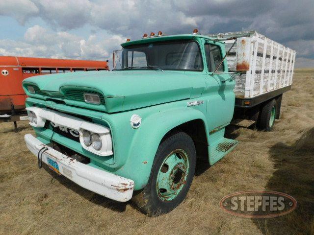 1961 GMC 3500_1.jpg